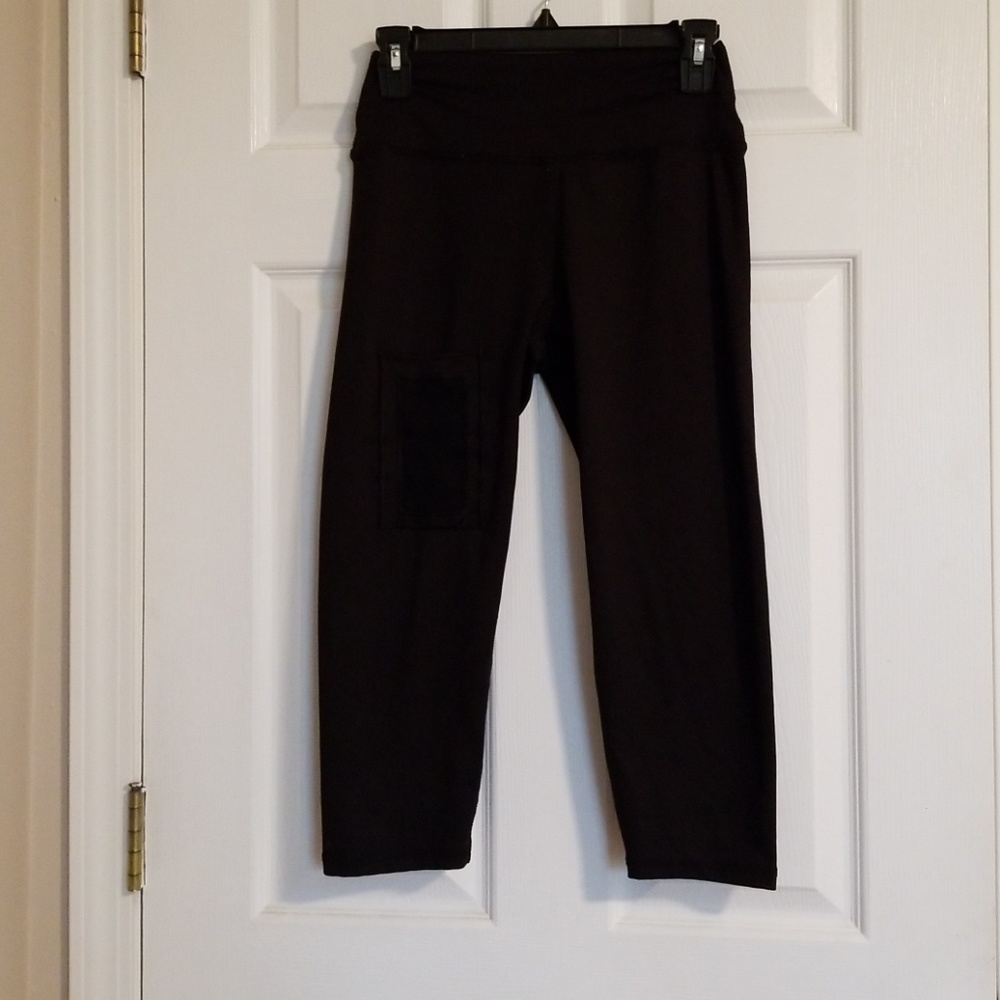 Lume capri leggings
